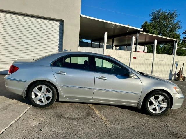 2005 Acura RL 2nd Gen - Image 2 of 9