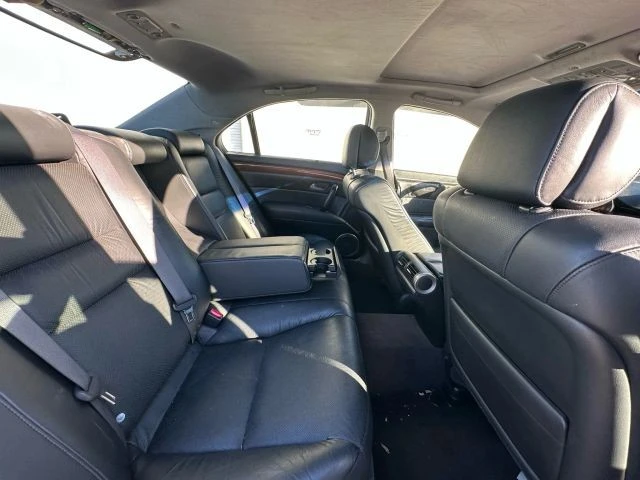 2005 Acura RL 2nd Gen - Image 8 of 9