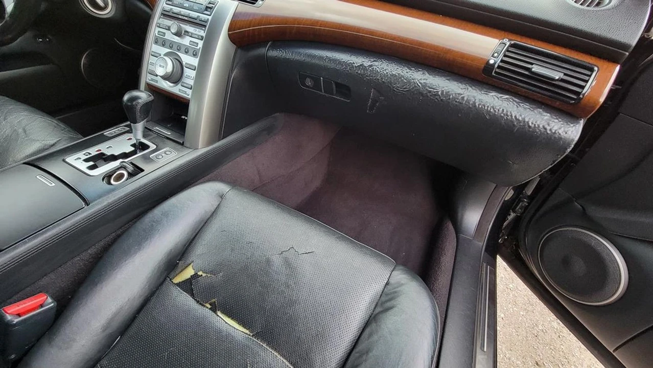 2005 Acura RL 2nd Gen - Image 20 of 21