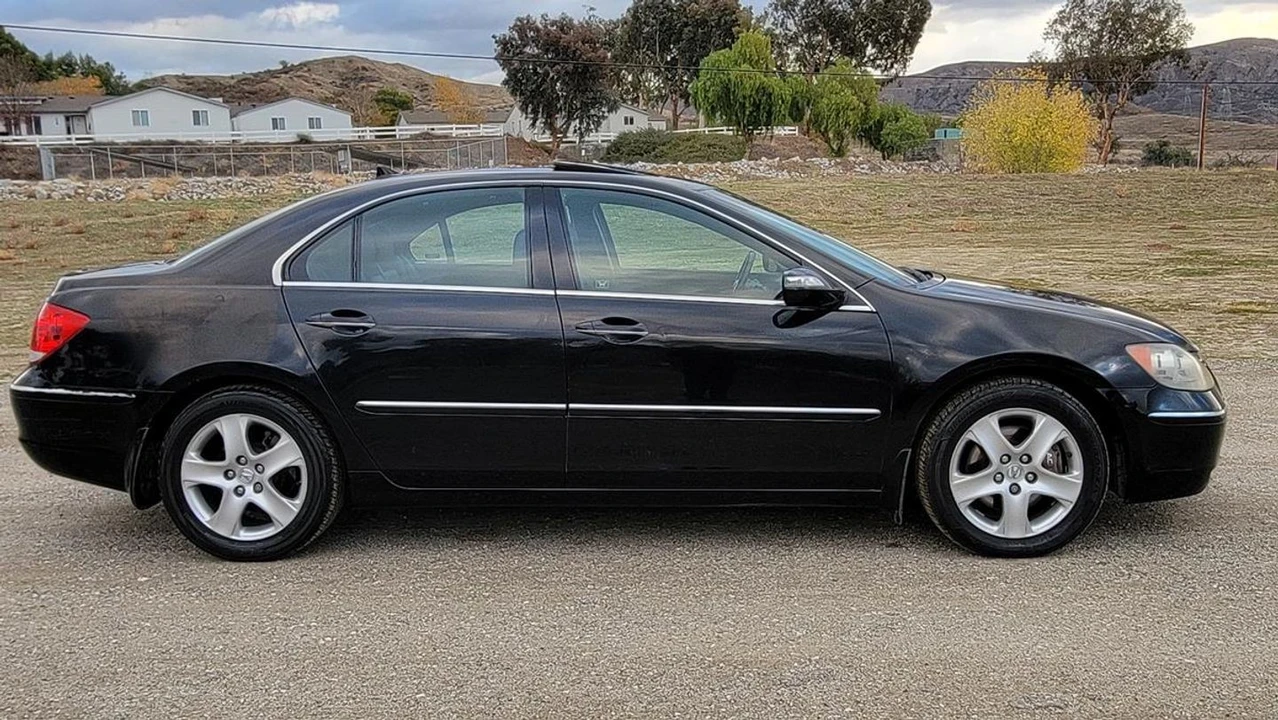 2005 Acura RL 2nd Gen - Image 13 of 21
