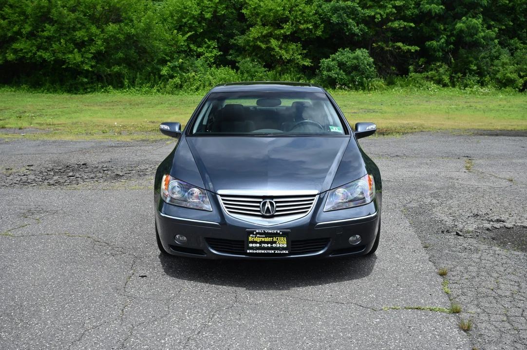 2005 Acura RL 2nd Gen - Image 4 of 31