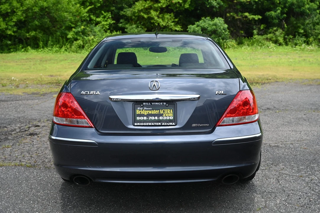 2005 Acura RL 2nd Gen - Image 19 of 31