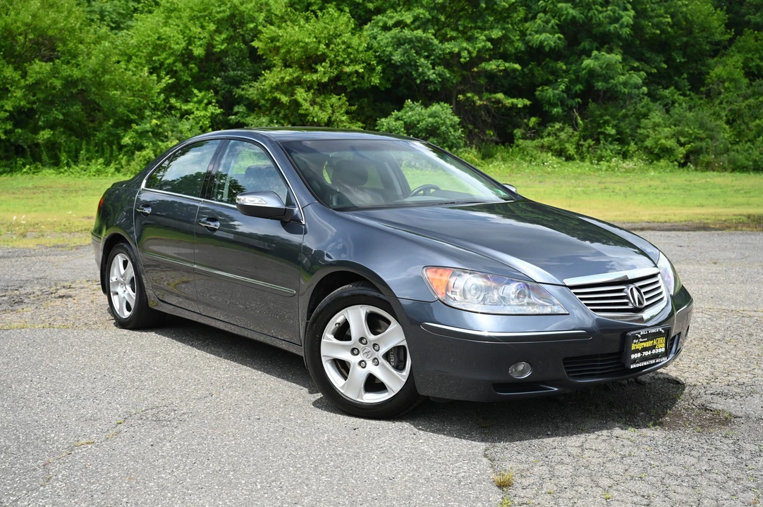 2005 Acura RL 2nd Gen - Image 28 of 31