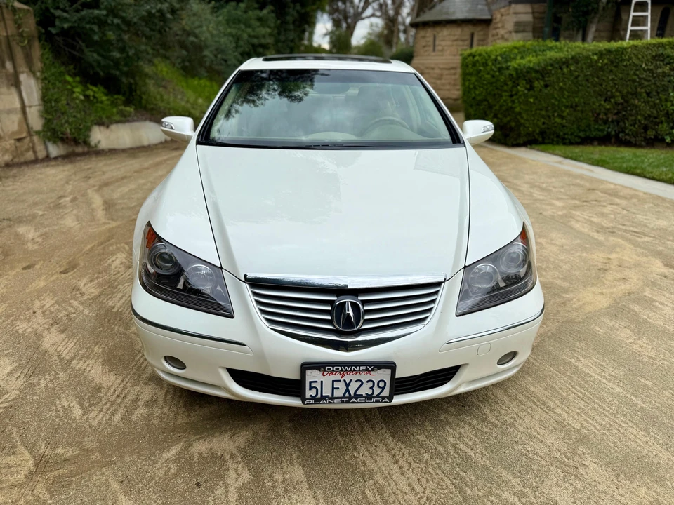 2005 Acura RL 2nd Gen - Image 7 of 31