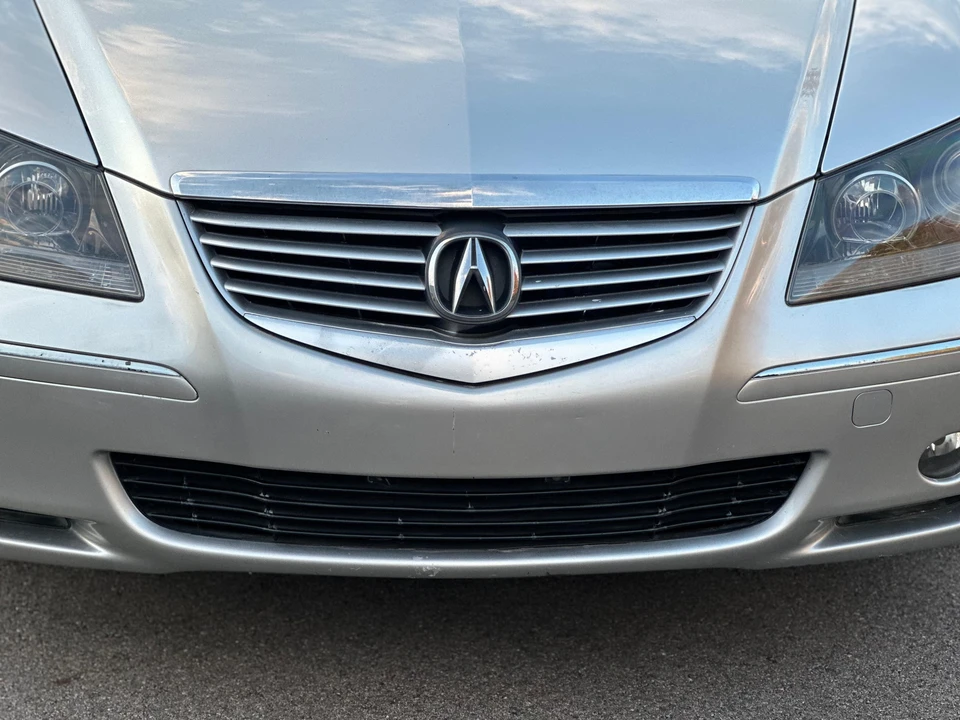 2005 Acura RL 2nd Gen - Image 29 of 31