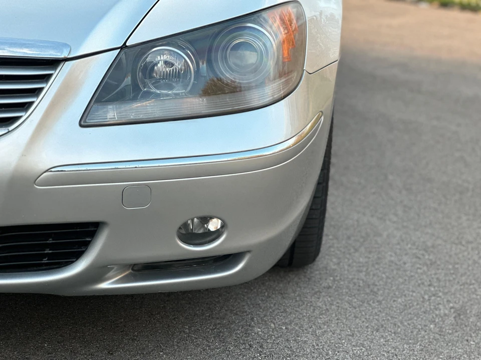 2005 Acura RL 2nd Gen - Image 31 of 31