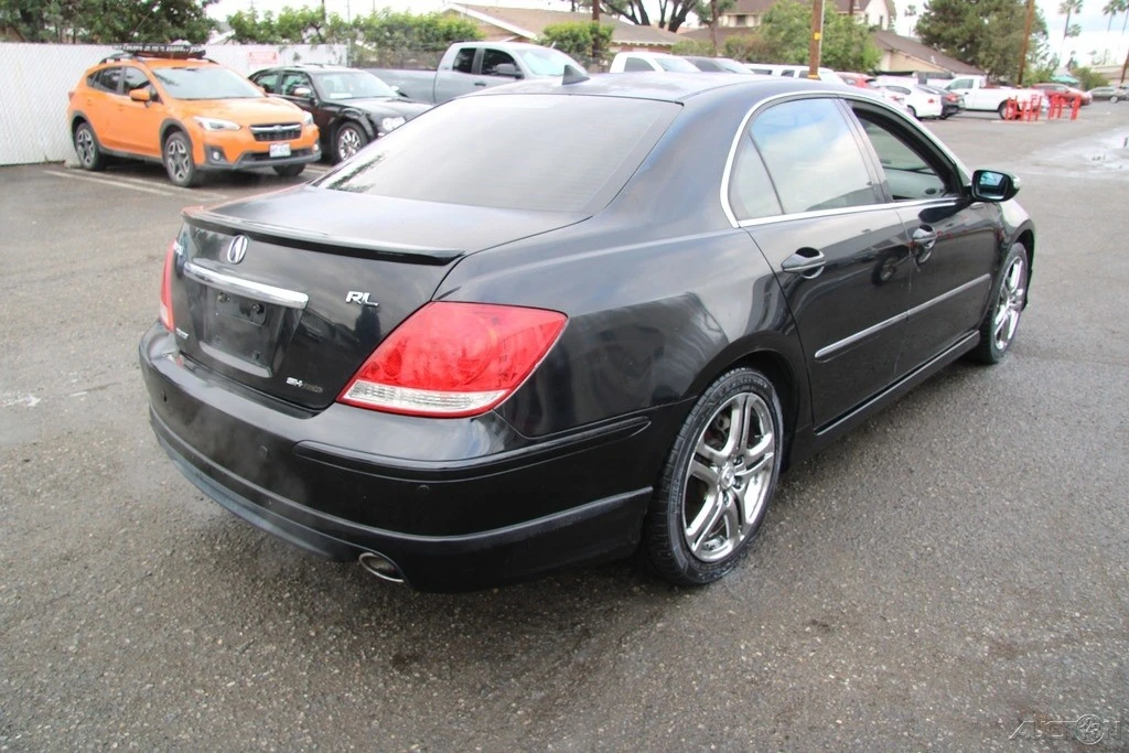 2005 Acura RL 2nd Gen - Image 6 of 21