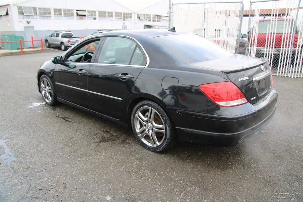 2005 Acura RL 2nd Gen - Image 4 of 21