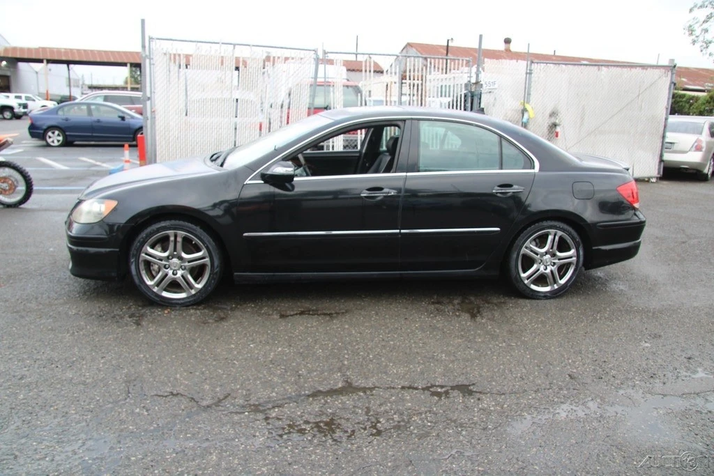 2005 Acura RL 2nd Gen - Image 3 of 21
