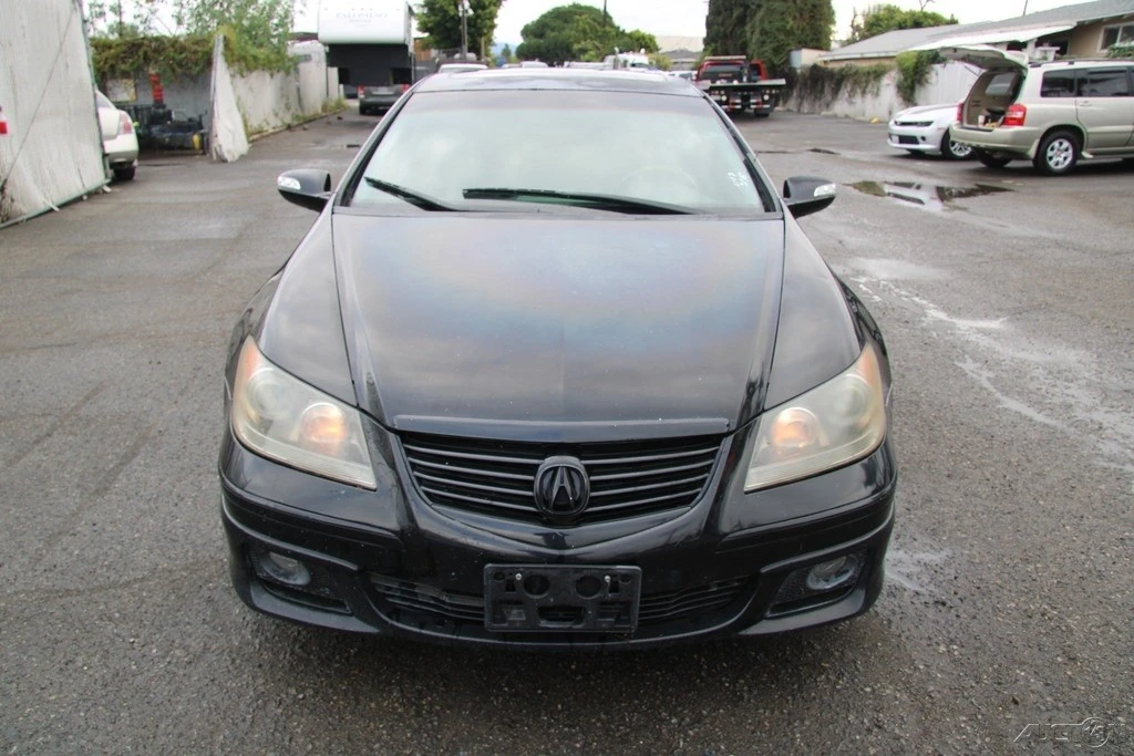 2005 Acura RL 2nd Gen - Image 9 of 21