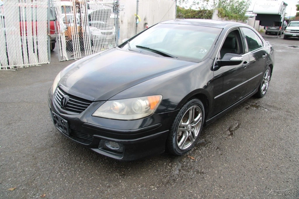 2005 Acura RL 2nd Gen - Image 2 of 21