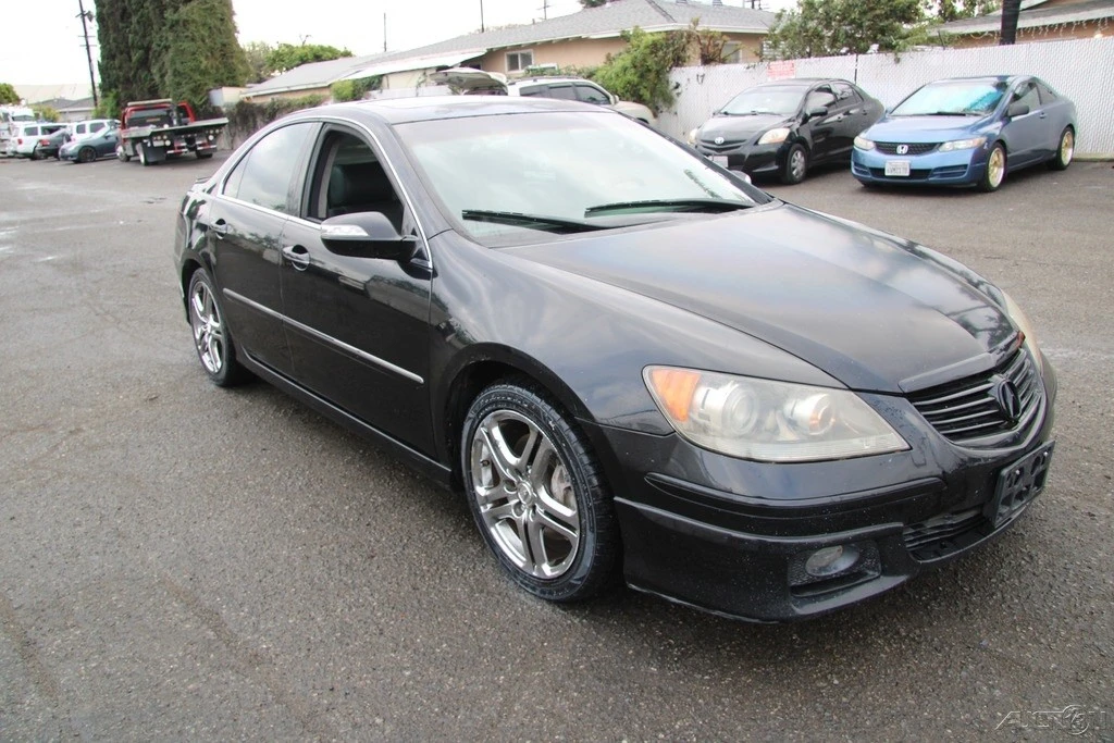 2005 Acura RL 2nd Gen - Image 8 of 21