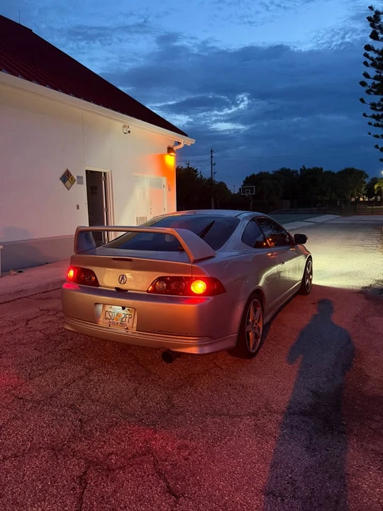 2005 Acura RSX - Image 2 of 4