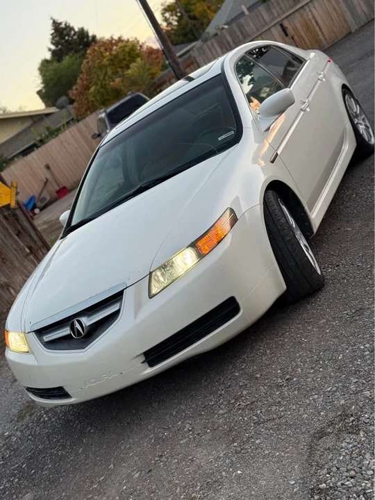 2005 Acura TL 3rd Gen - Image 3 of 3