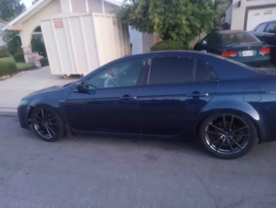 2005 Acura TL 3rd Gen - Image 8 of 10