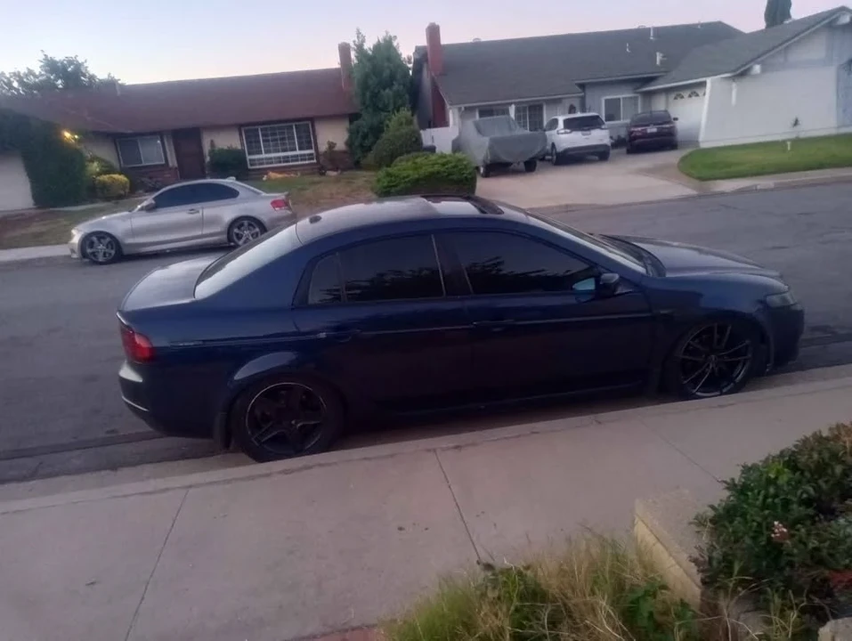 2005 Acura TL 3rd Gen - Image 4 of 10