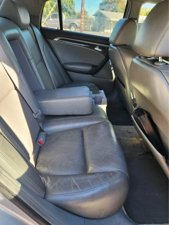 2005 Acura TL 3rd Gen - Image 7 of 10