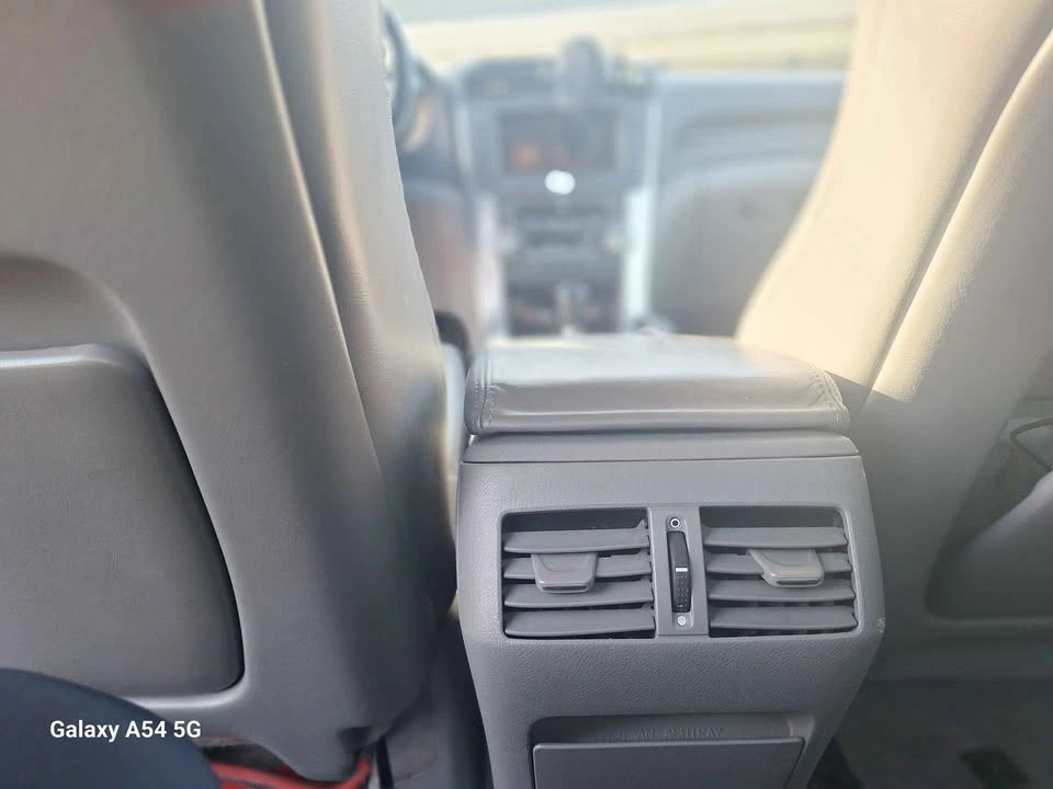 2005 Acura TL 3rd Gen - Image 13 of 18