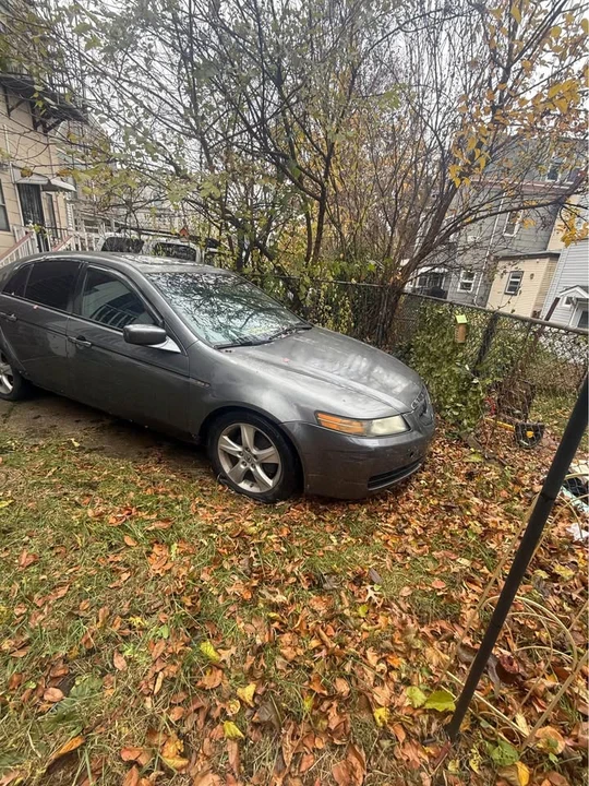 2005 Acura TL 3rd Gen - Image 5 of 6