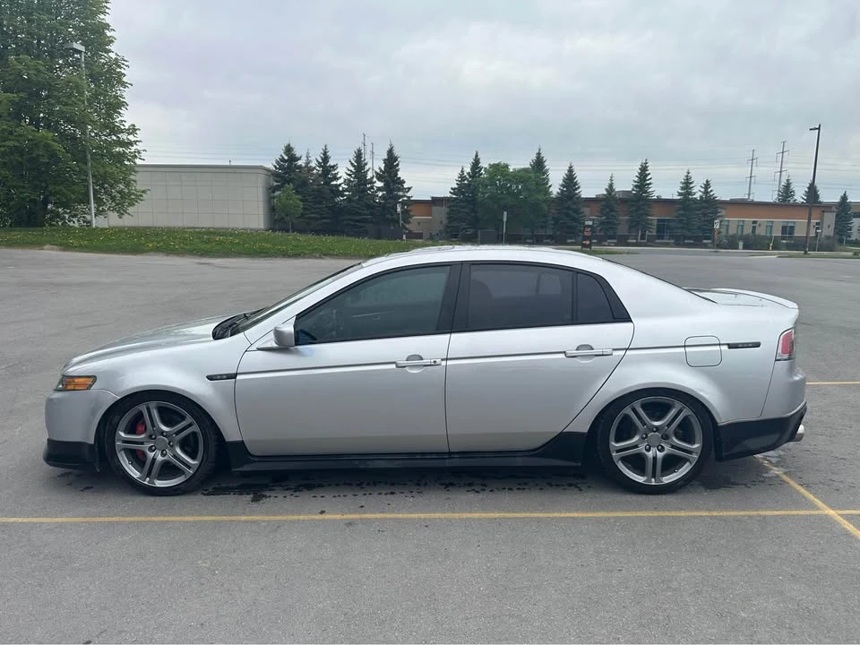2005 Acura TL 3rd Gen - Image 8 of 17