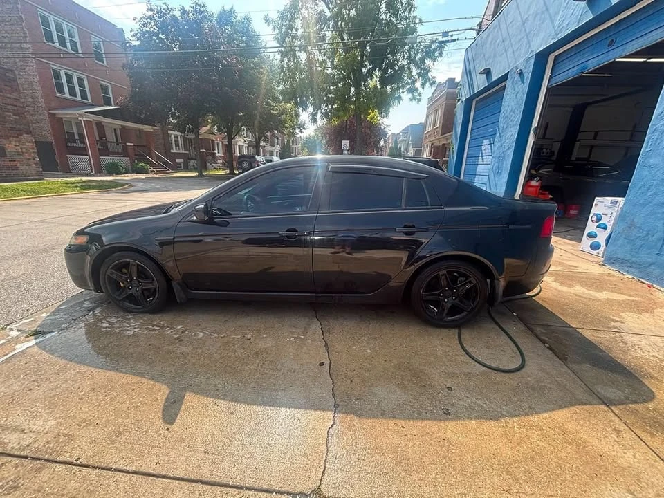 2005 Acura TL 3rd Gen - Image 3 of 12