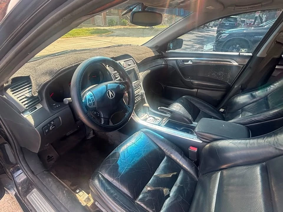 2005 Acura TL 3rd Gen - Image 8 of 12