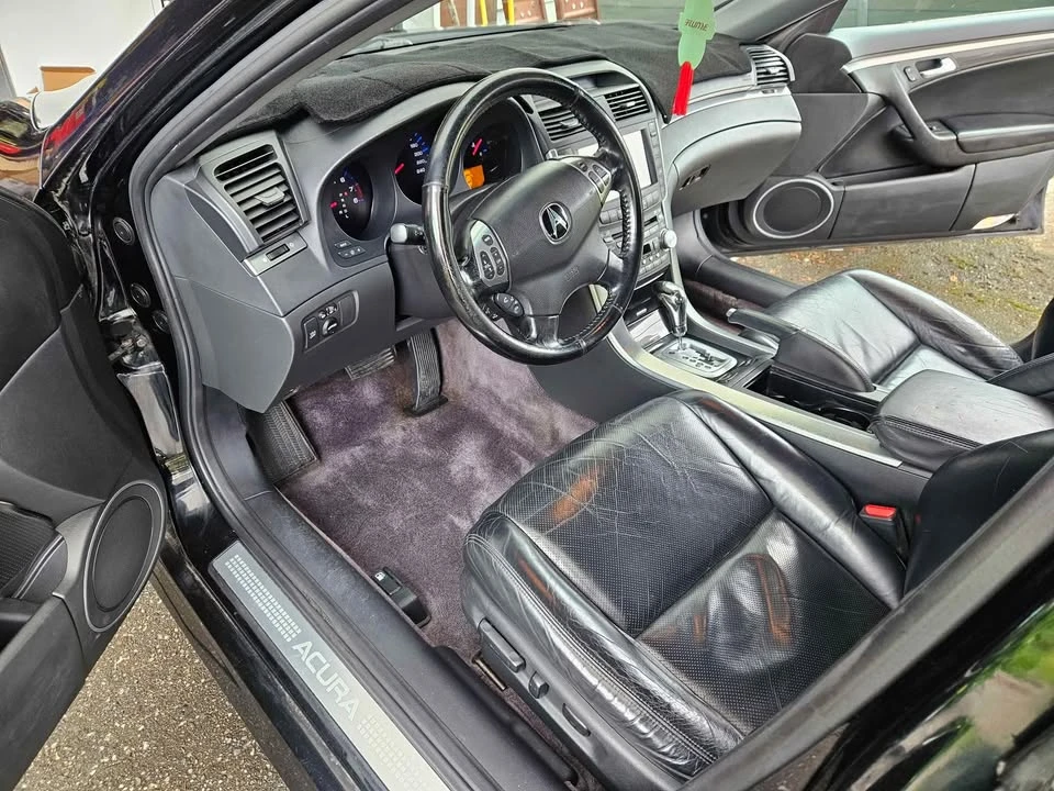 2005 Acura TL 3rd Gen - Image 8 of 9