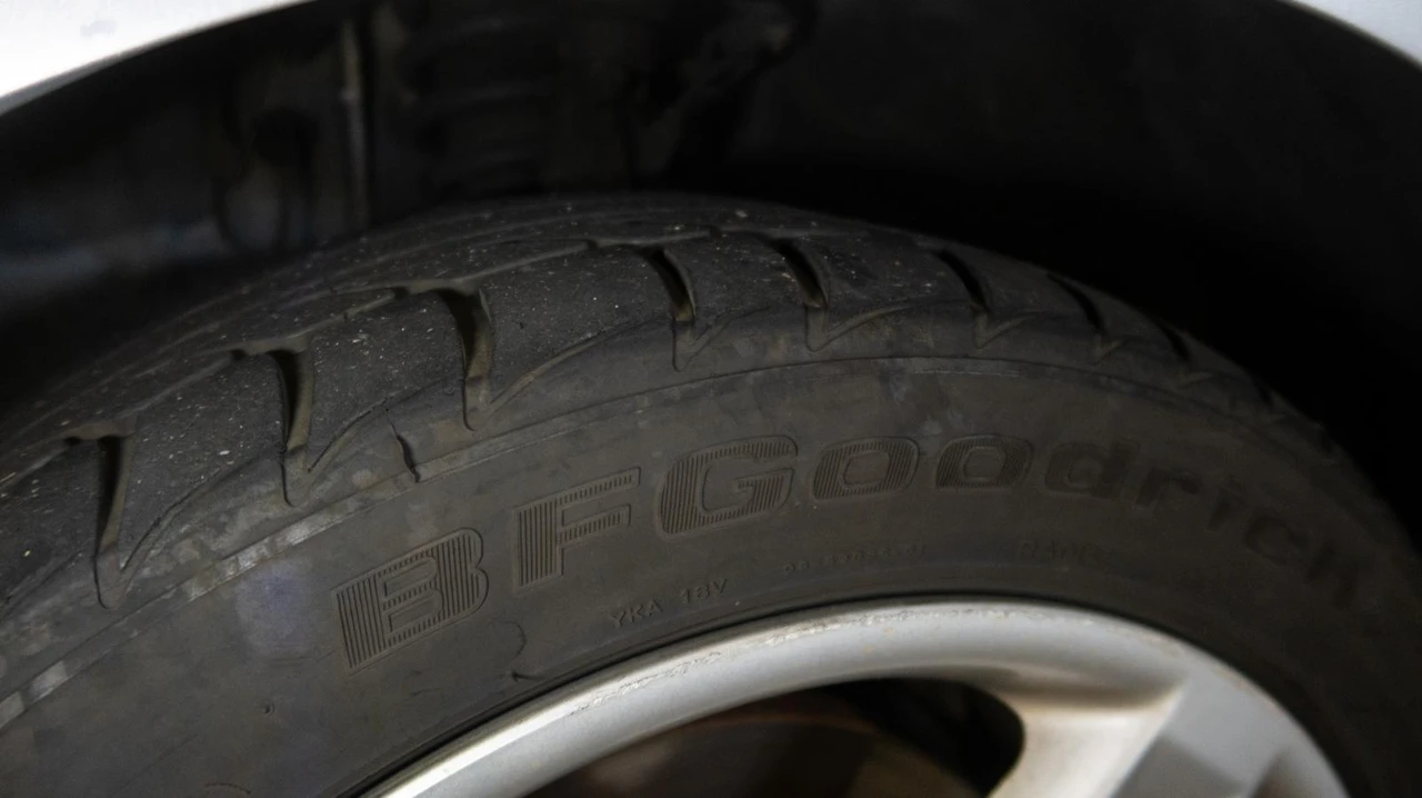 2005 Acura TL 3rd Gen - Image 31 of 31