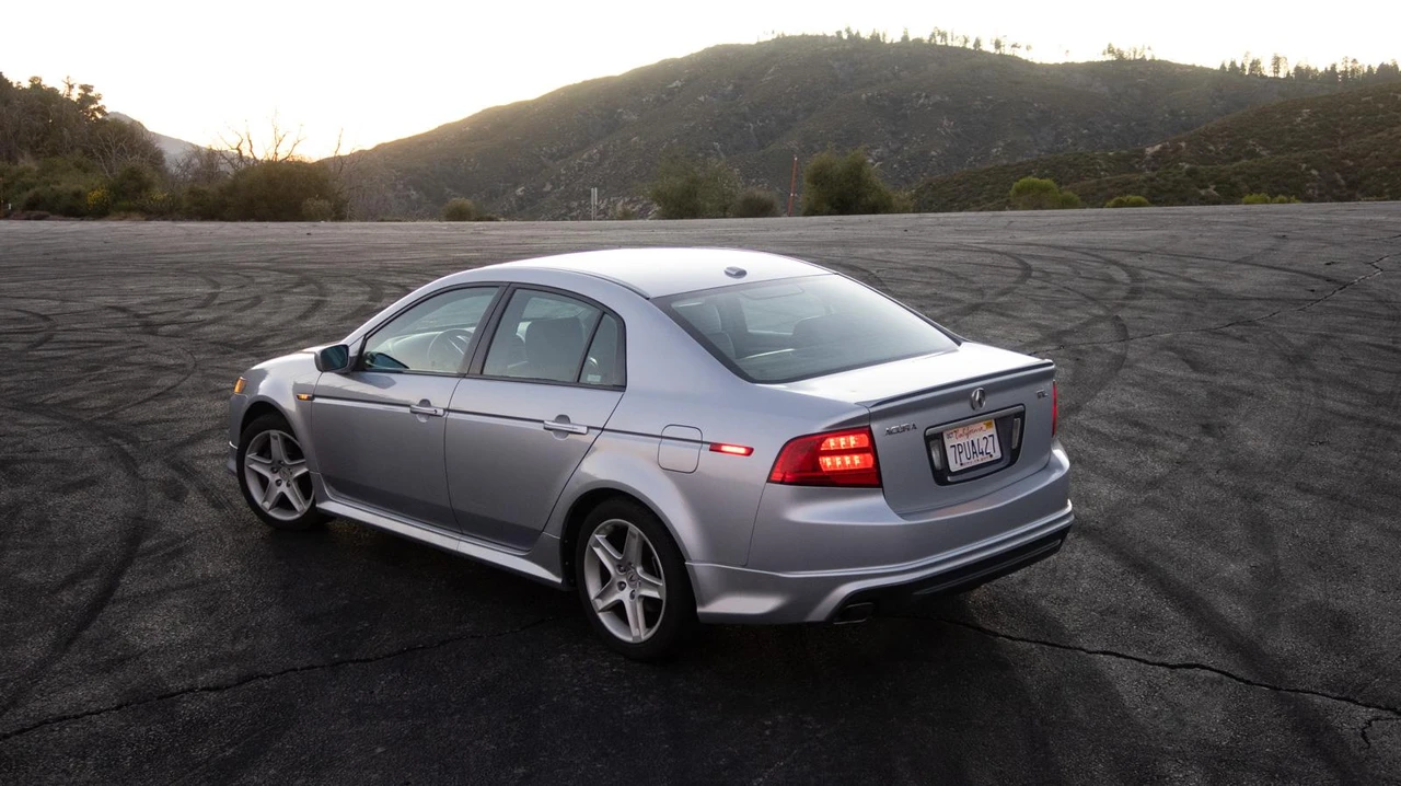 2005 Acura TL 3rd Gen - Image 12 of 31