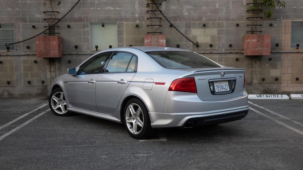 2005 Acura TL 3rd Gen - Image 13 of 31