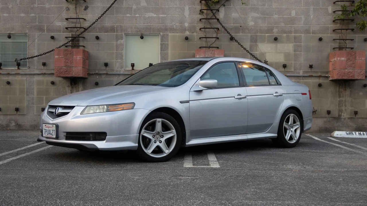 2005 Acura TL 3rd Gen - Image 9 of 31