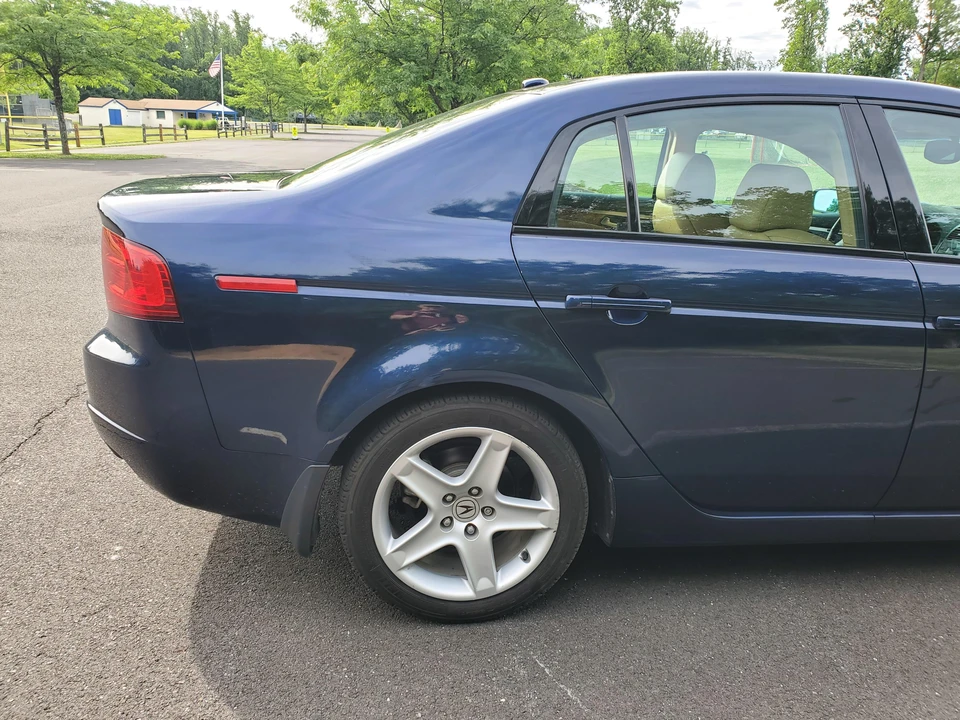 2005 Acura TL 3rd Gen - Image 27 of 31