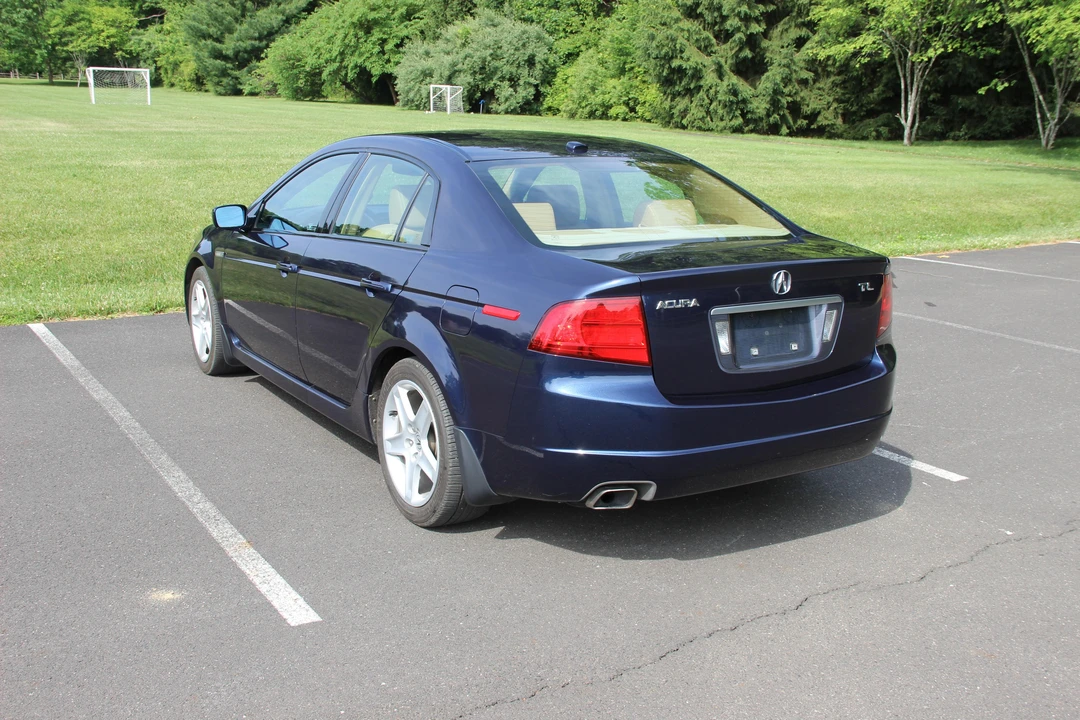 2005 Acura TL 3rd Gen - Image 12 of 31