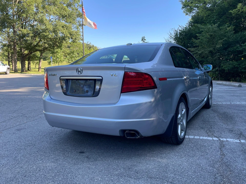 2005 Acura TL 3rd Gen - Image 13 of 31