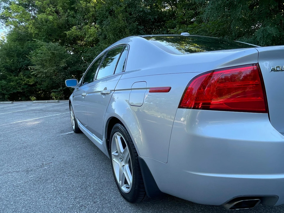 2005 Acura TL 3rd Gen - Image 18 of 31