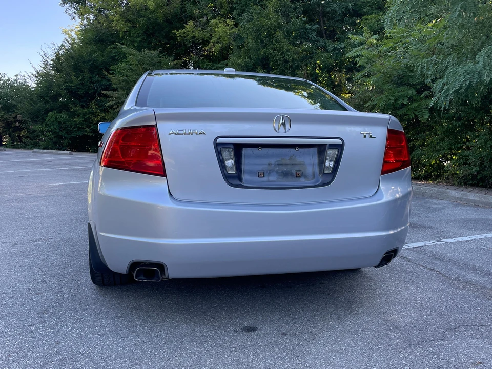 2005 Acura TL 3rd Gen - Image 12 of 31