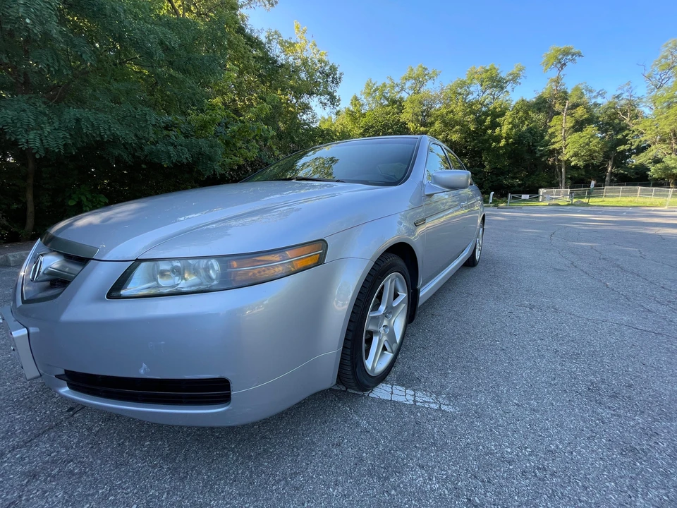 2005 Acura TL 3rd Gen - Image 17 of 31