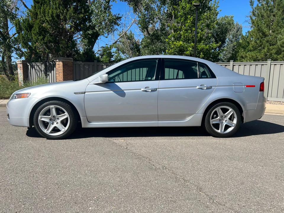 2005 Acura TL 3rd Gen - Image 8 of 31