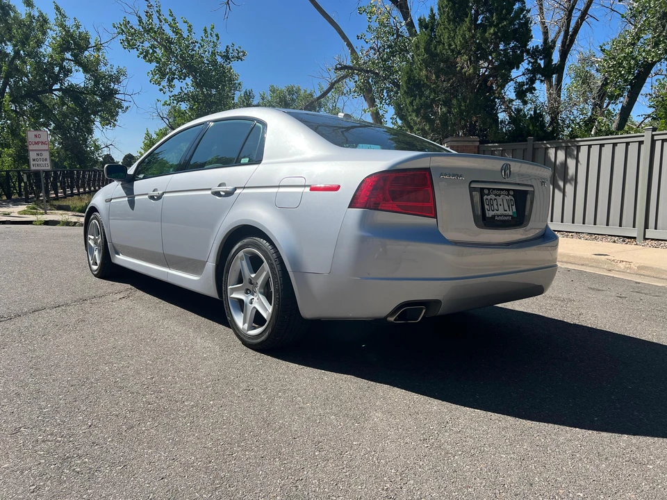 2005 Acura TL 3rd Gen - Image 10 of 31