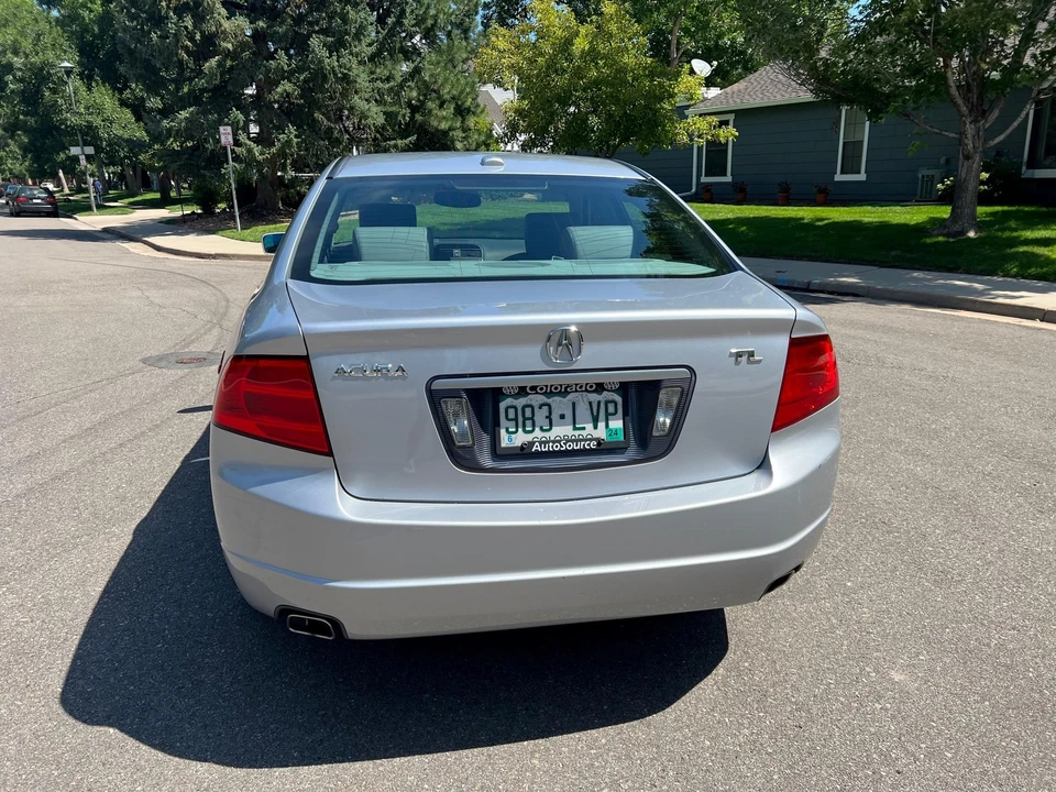 2005 Acura TL 3rd Gen - Image 12 of 31
