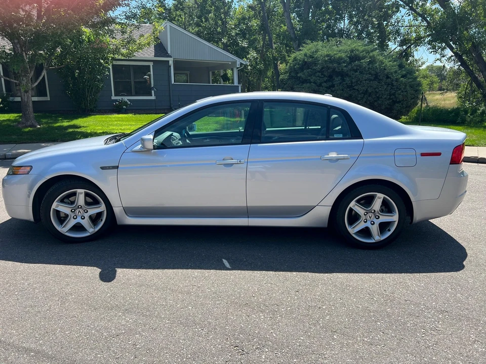 2005 Acura TL 3rd Gen - Image 9 of 31