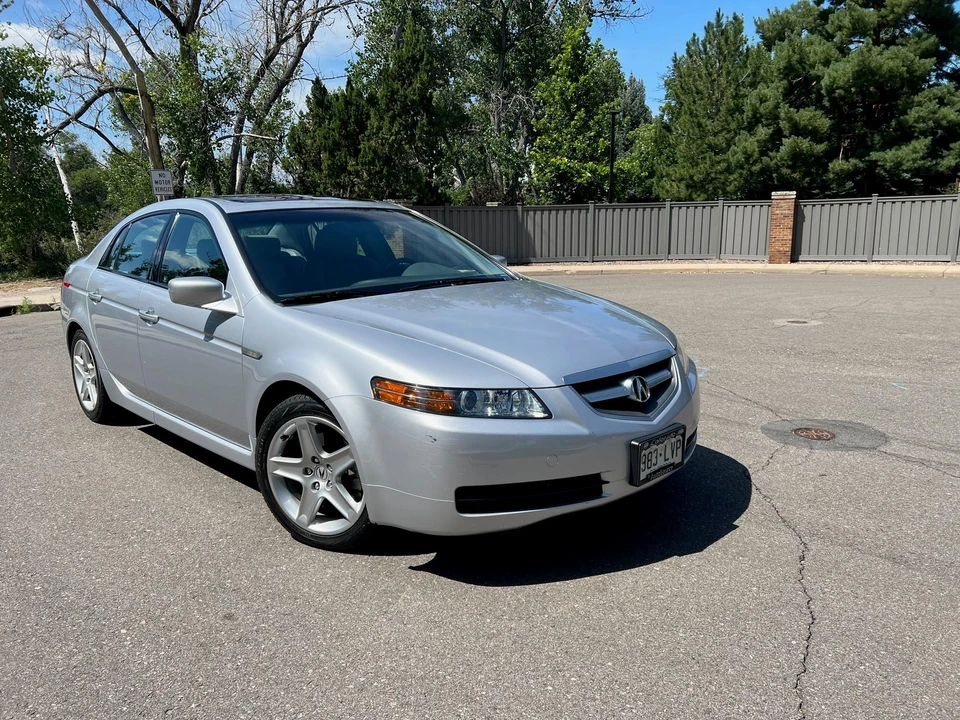 2005 Acura TL 3rd Gen - Image 17 of 31