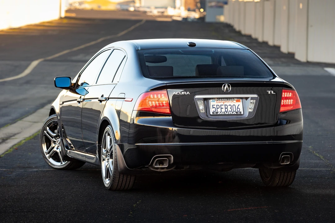 2005 Acura TL 3rd Gen - Image 24 of 31