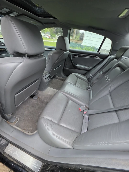 2005 Acura TL 3rd Gen - Image 11 of 31