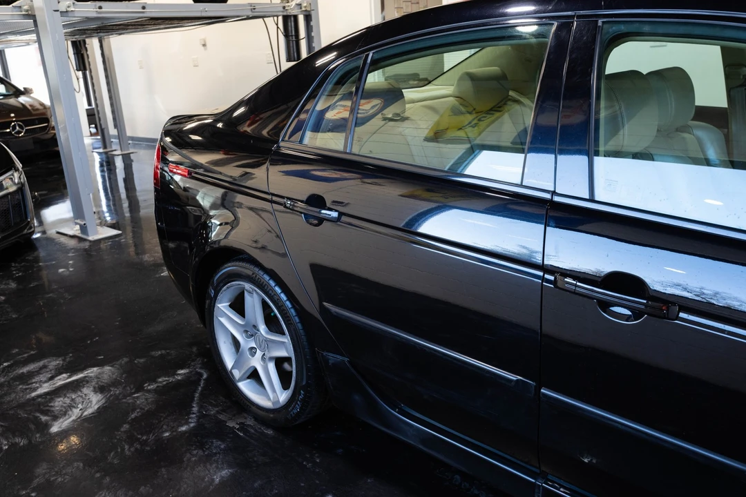 2005 Acura TL 3rd Gen - Image 12 of 21