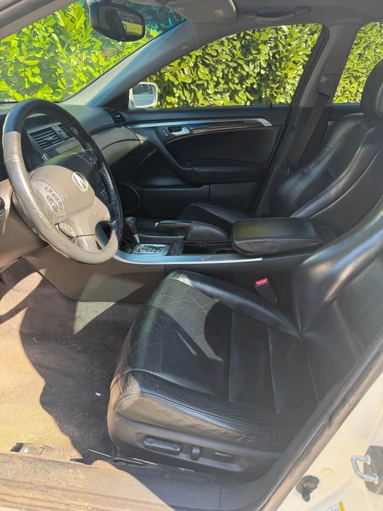 2005 Acura TL 3rd Gen - Image 3 of 4