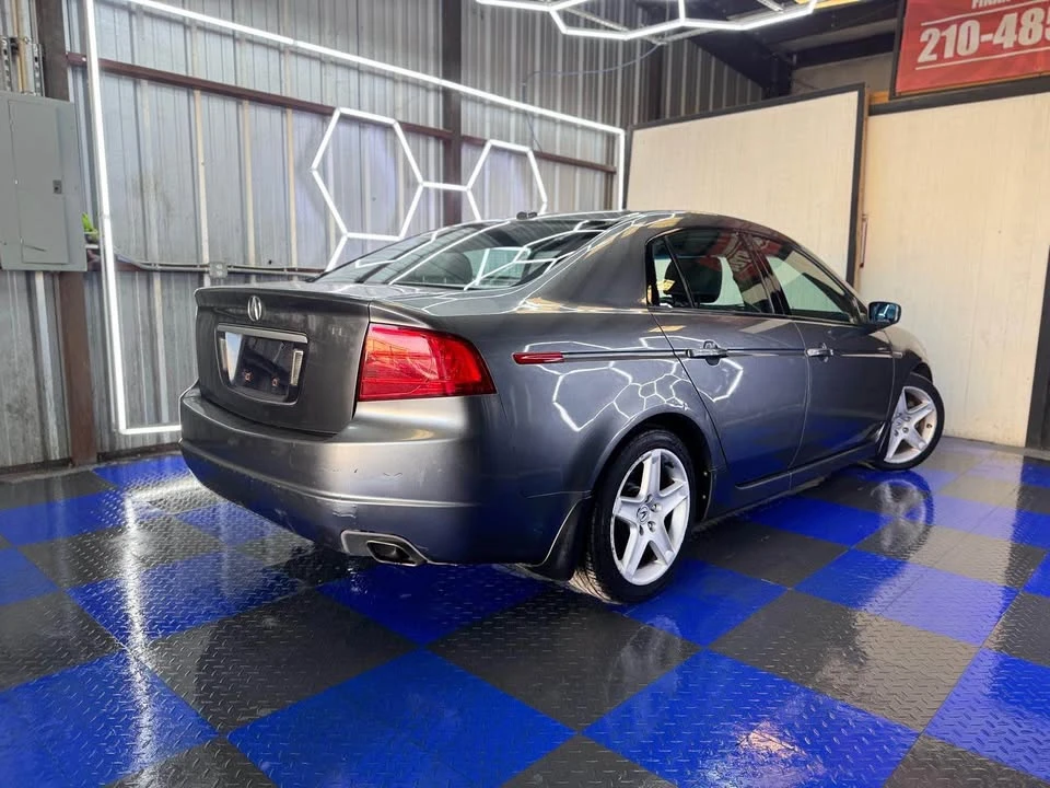 2005 Acura TL 3rd Gen - Image 5 of 13