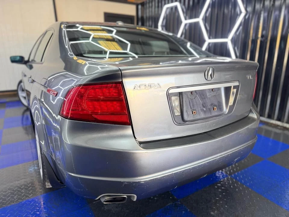 2005 Acura TL 3rd Gen - Image 6 of 13