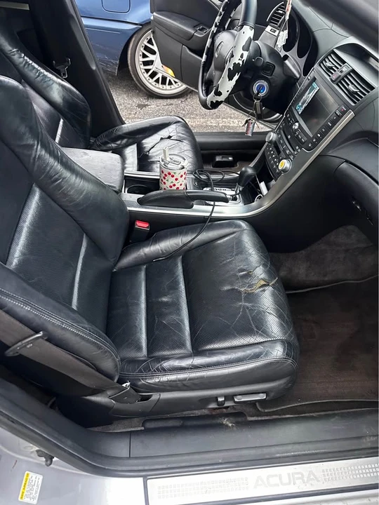 2005 Acura TL 3rd Gen - Image 5 of 8