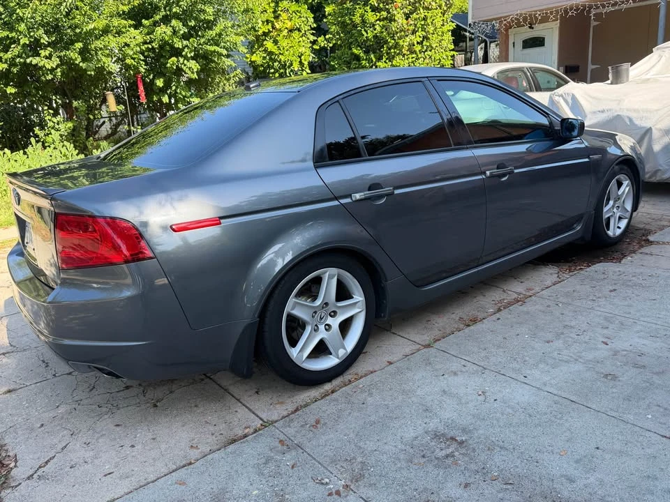 2005 Acura TL 3rd Gen - Image 4 of 8
